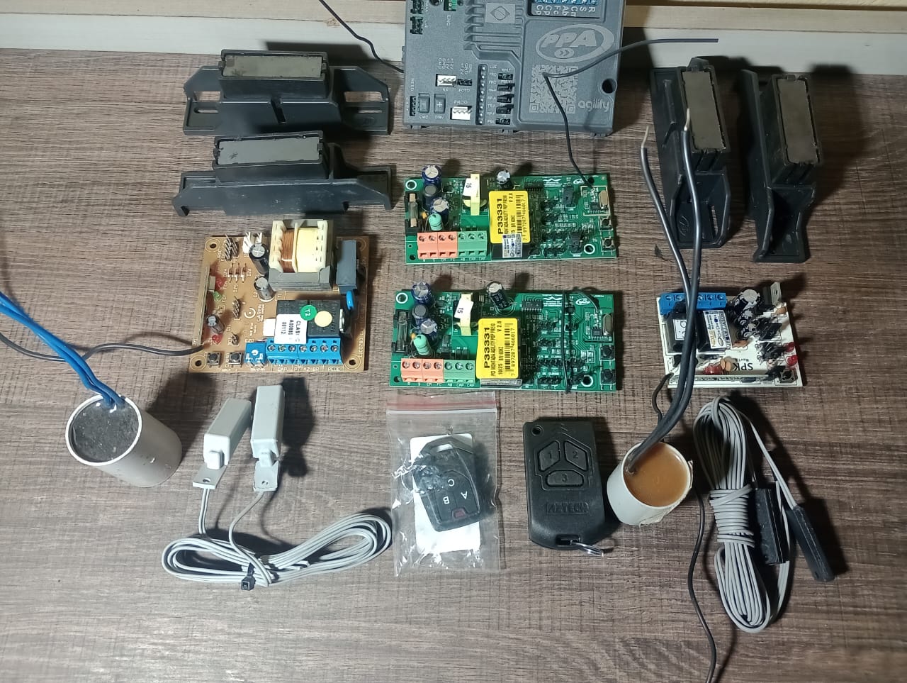 Manutenção de placas e componentes de motor de portão PPA